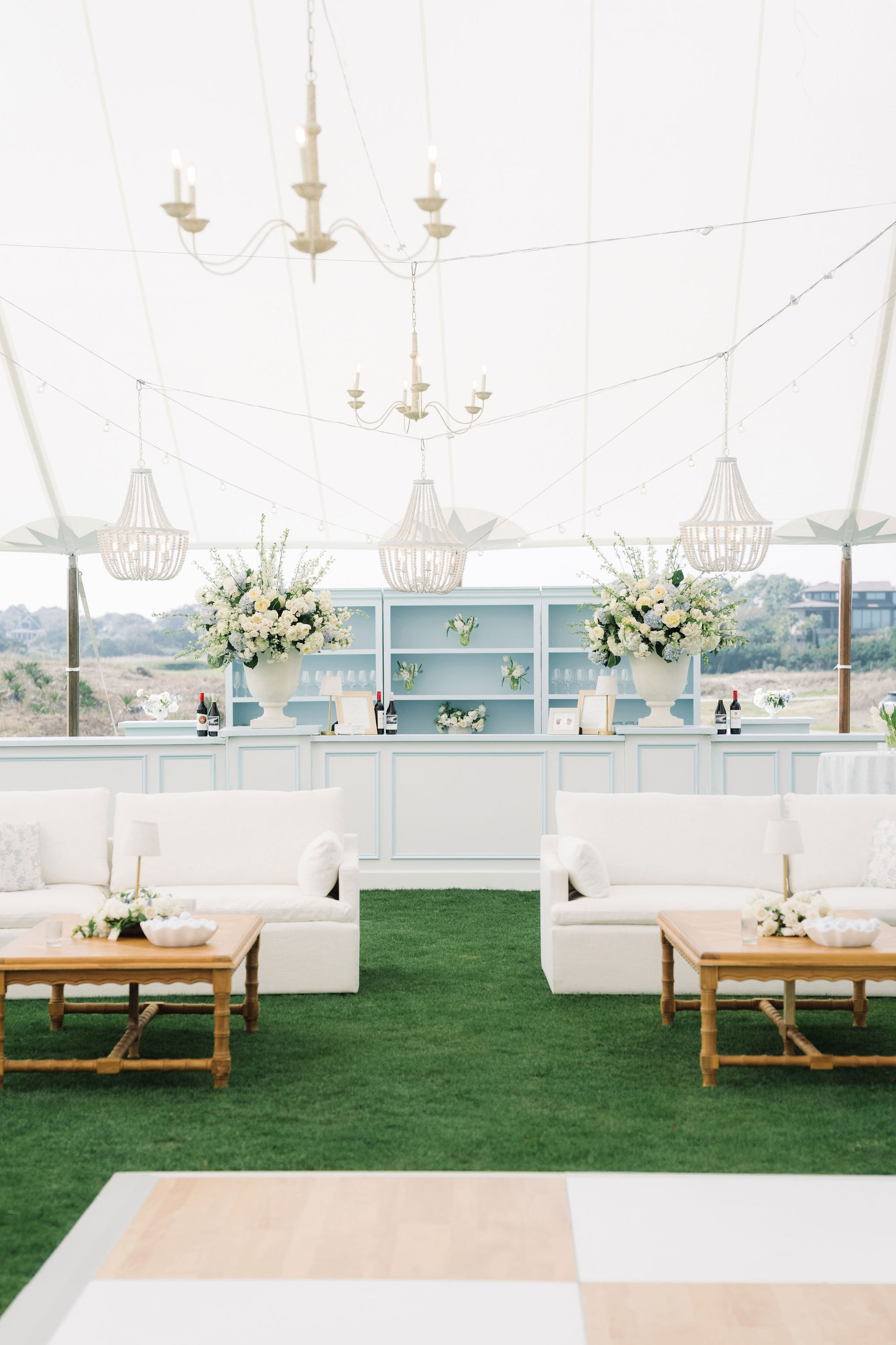 Sabrinaand Clay 580 aaron and jillian photog anderson ocean course 60x100 troy bar bookrack
