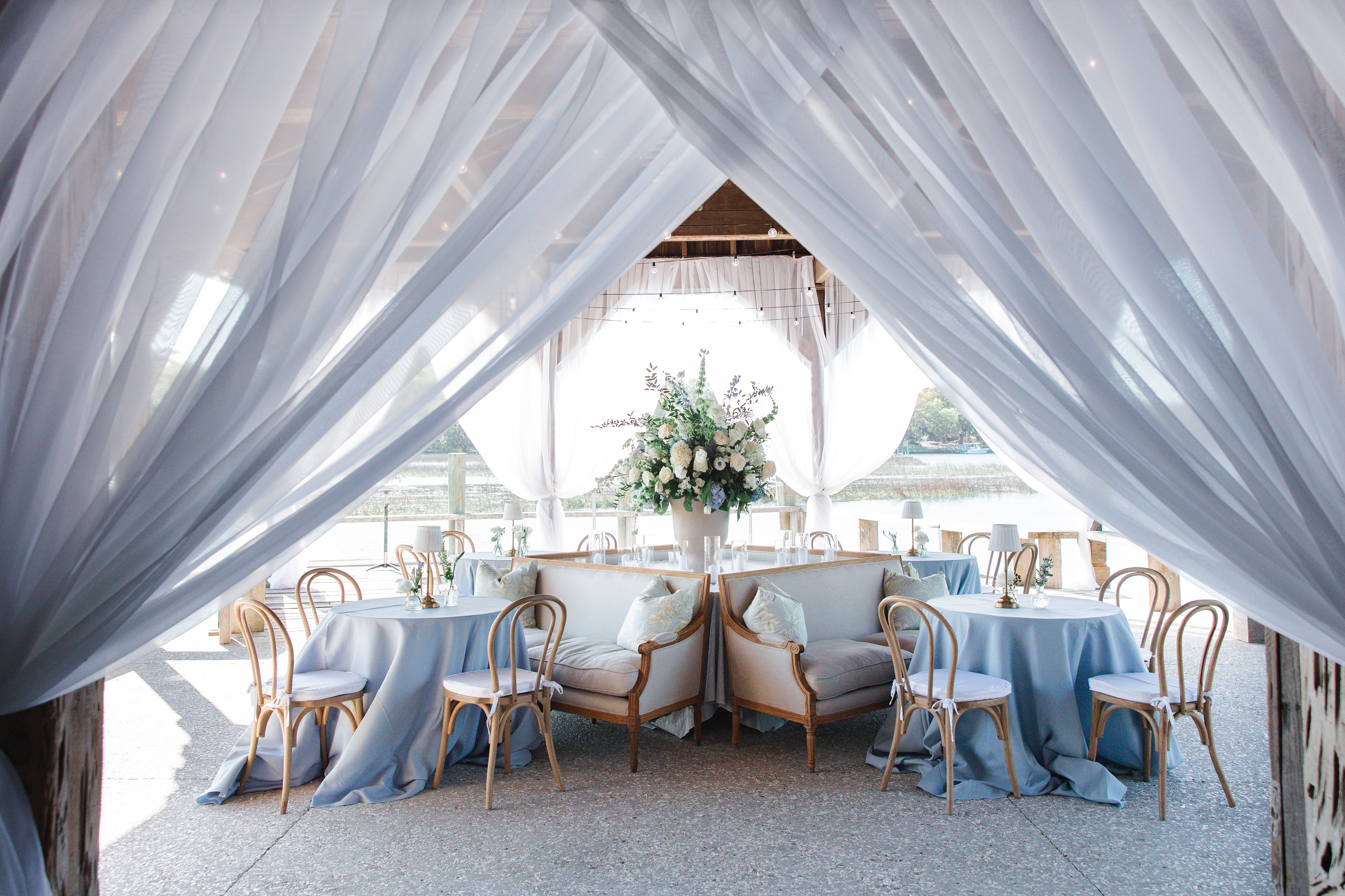 S wphotography kennedyryan 0823 cotton dock grove design sarah westmoreland photog blonde bentwood